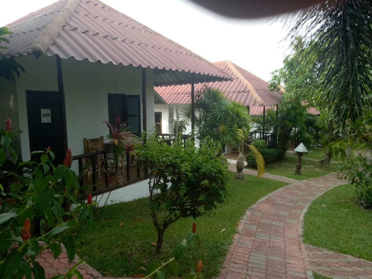Bee Nat Garden Resort Bang Rak Beach  Εξωτερικό φωτογραφία