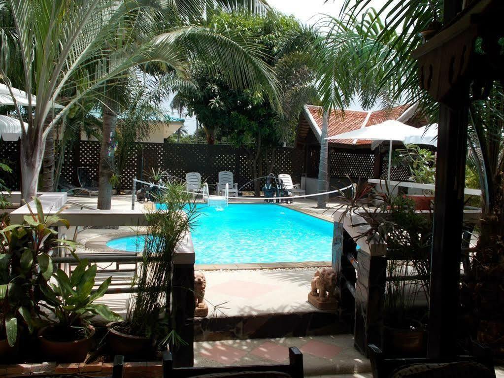 Bee Nat Garden Resort Bang Rak Beach  Εξωτερικό φωτογραφία